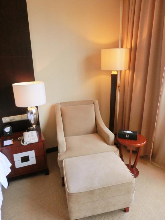 Yue Xiu Hotel Kuangcsou Szoba fotó