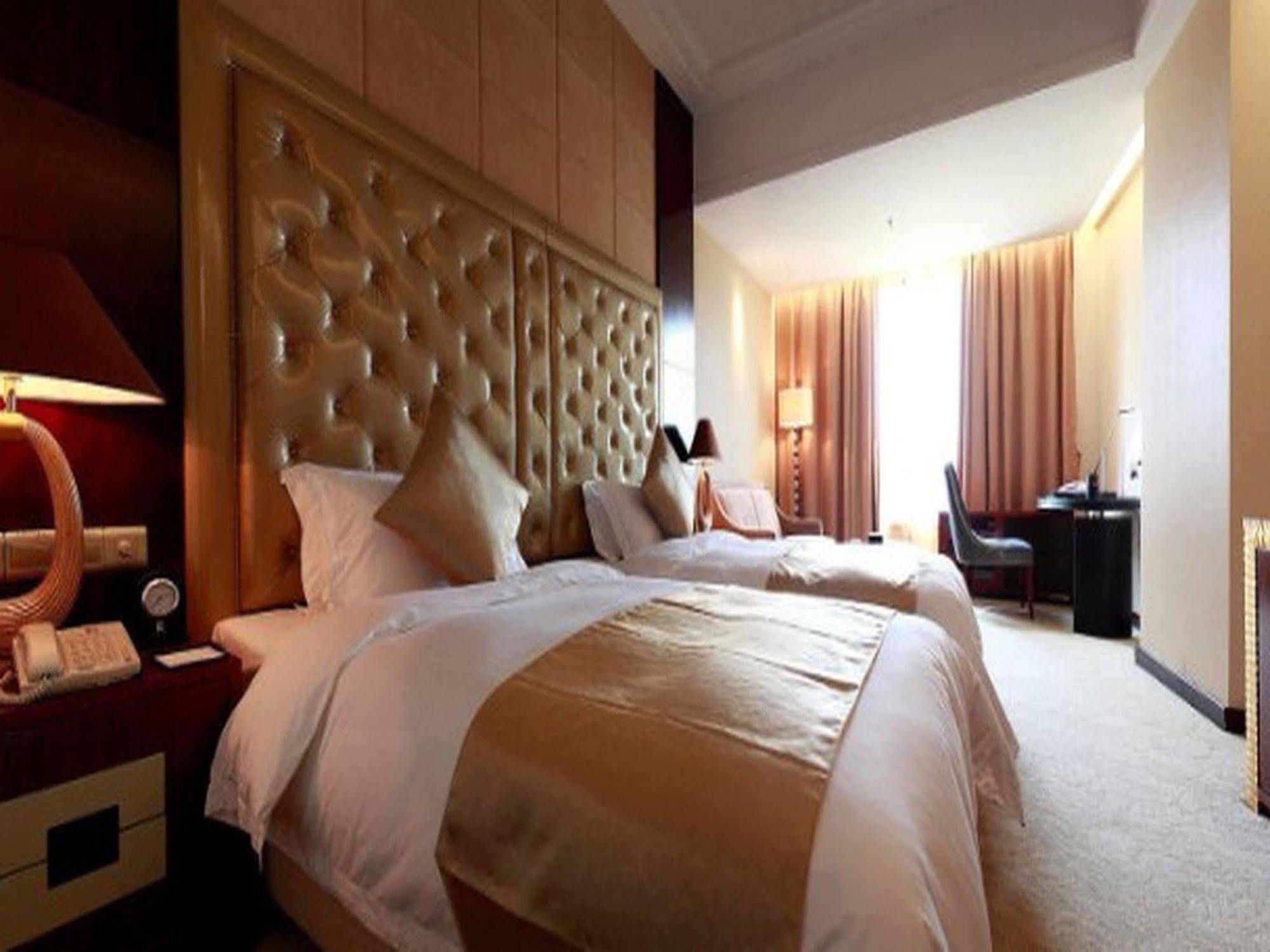 Yue Xiu Hotel Kuangcsou Kültér fotó